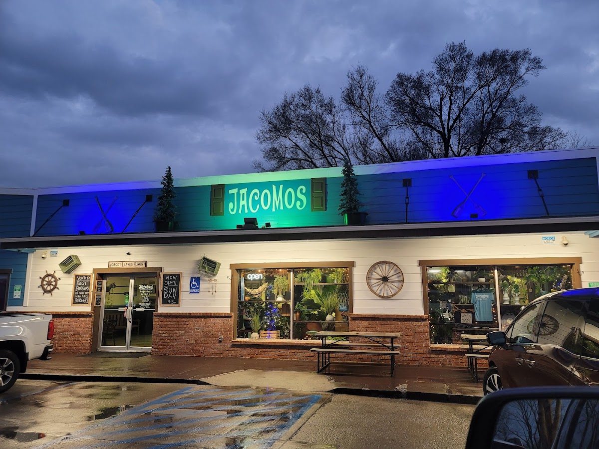 Jacomos Hunger Shack Photo 3