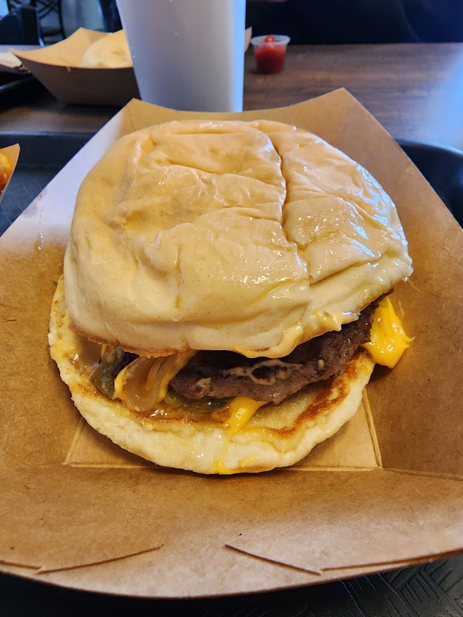 Jacomos Hunger Shack Photo 9