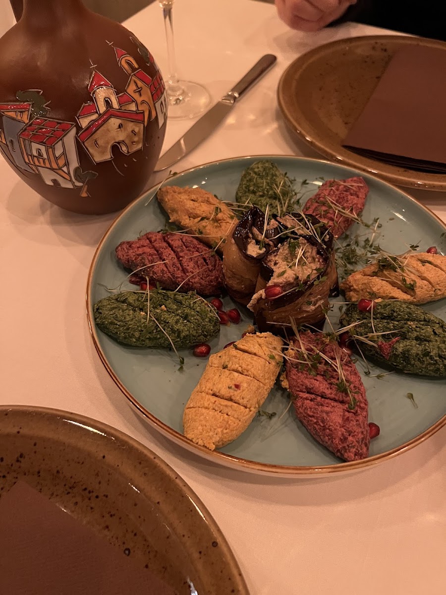 Madloba · Georgisches Restaurant & Event Location Photo 8