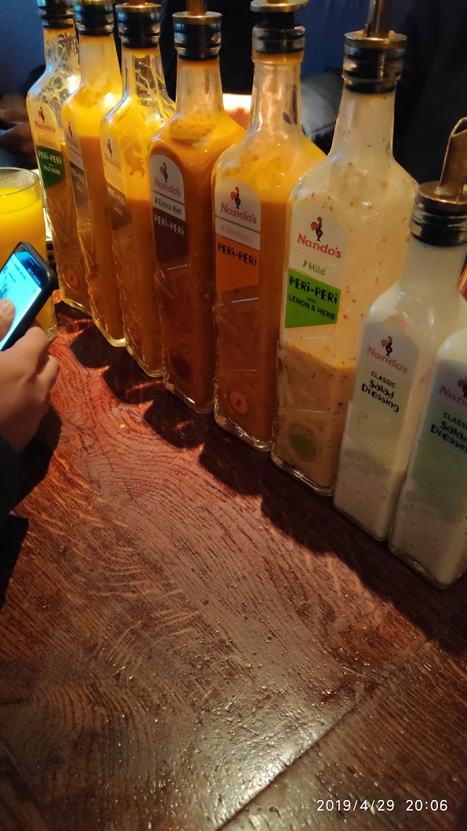 Nando's Croydon - Valley Leisure Park Photo 10
