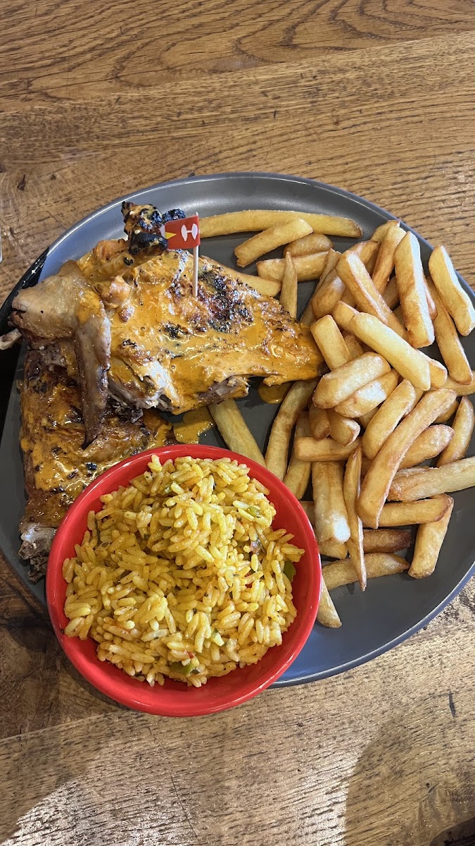 Nando's Croydon - Valley Leisure Park Photo 5