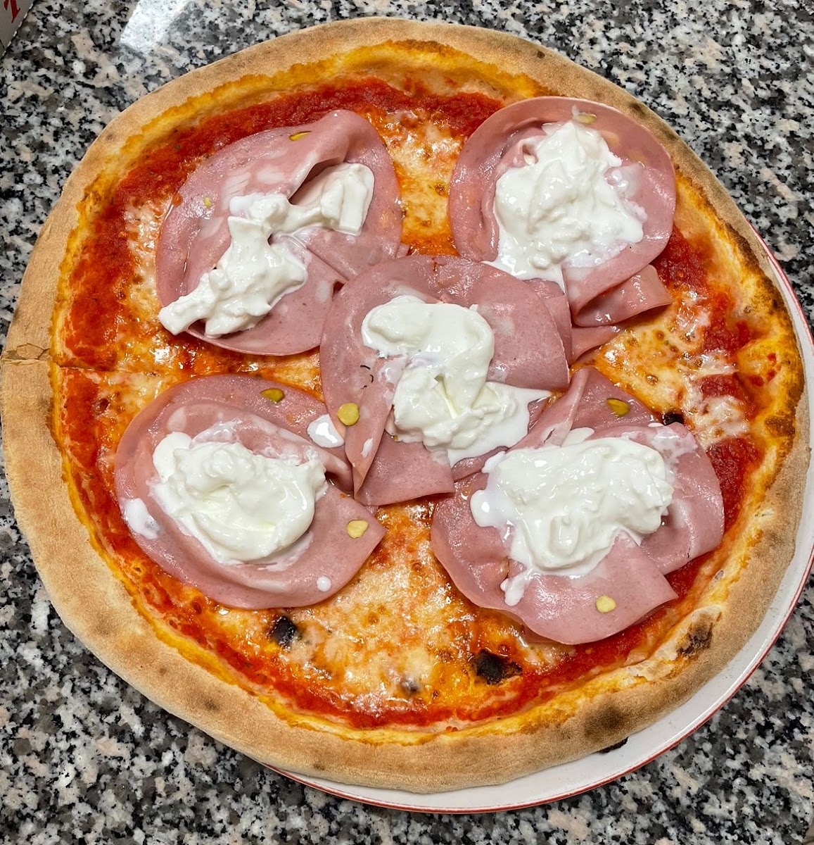 Pizzeria Italian Job Di Daniele Polito Photo 8