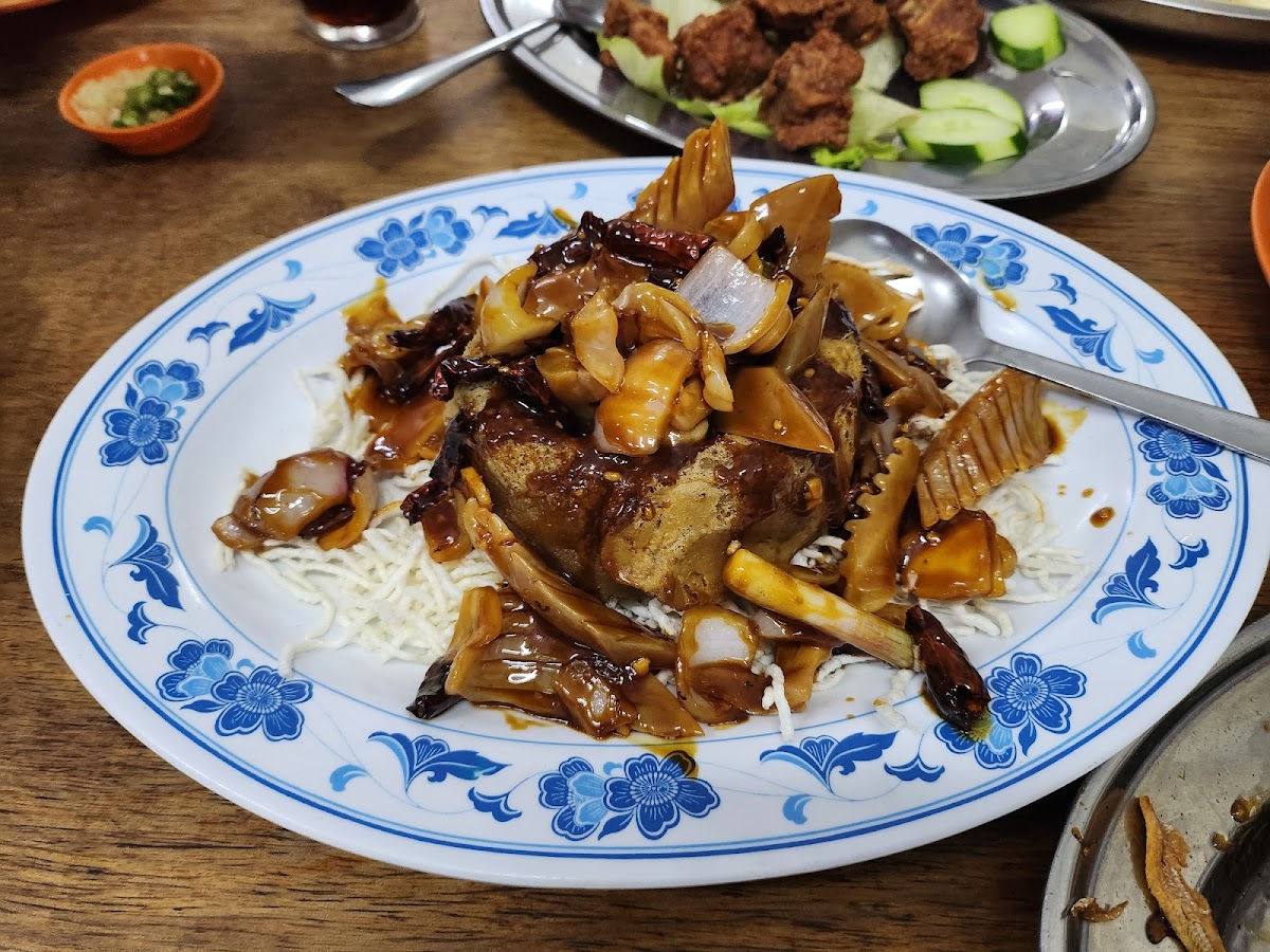 太子园海鲜楼 • Restoran Seafood Permai Photo 3