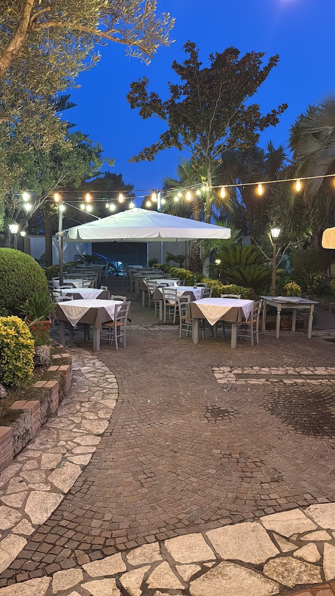 Ristorante Pizzeria Zeno Garden Photo 6
