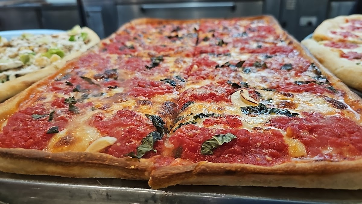 Rosa's Pizza Photo 6