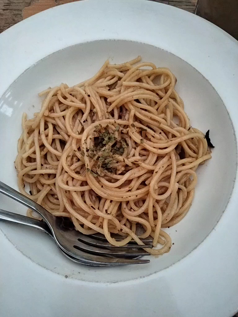Picnic! Pasta x Sausage Photo 2