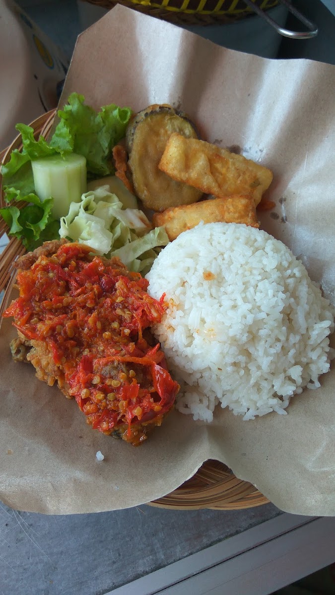 Ayam Geprek Himalaya Photo 5