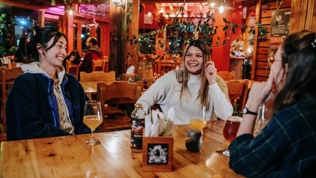 La Bandurria Nueva etapa Bodegón, Resto-bar & Cervecería