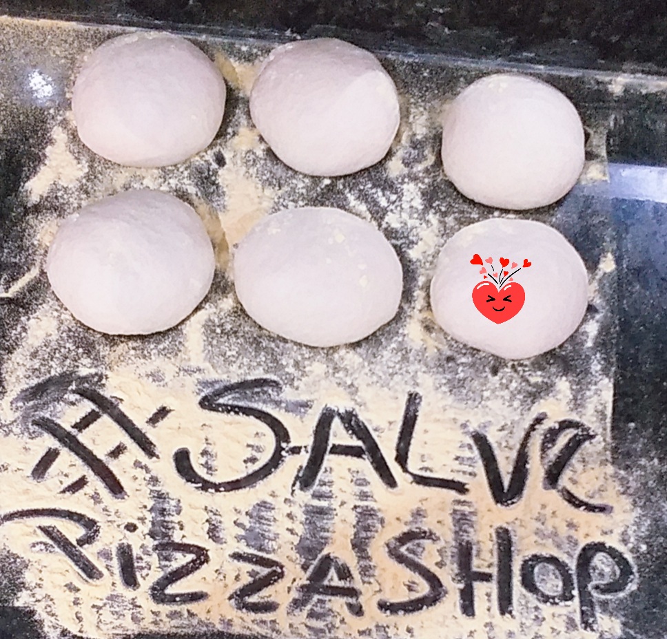 Salve Pizza Shop Photo 6