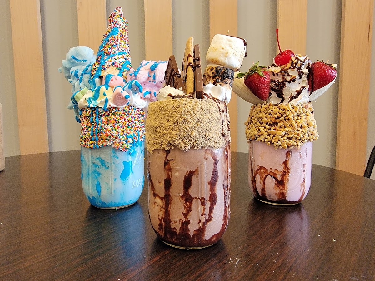 Epic Shakes & Creamery Photo 3