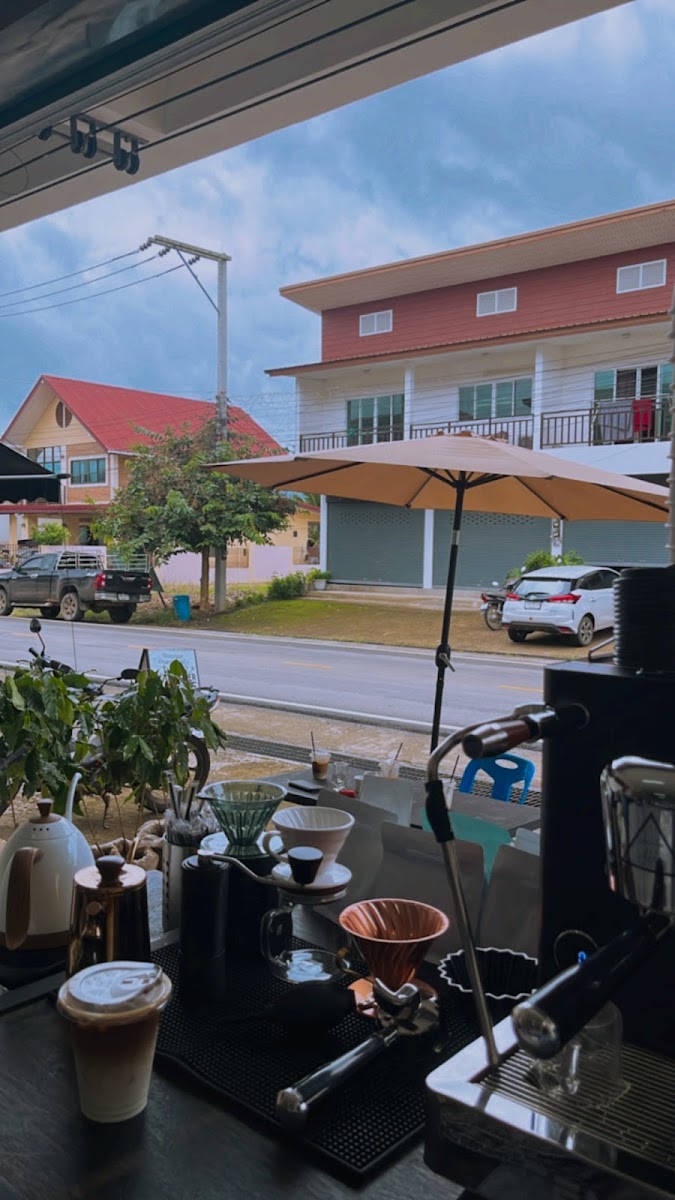 Chatchai Coffee Farming & Roaster