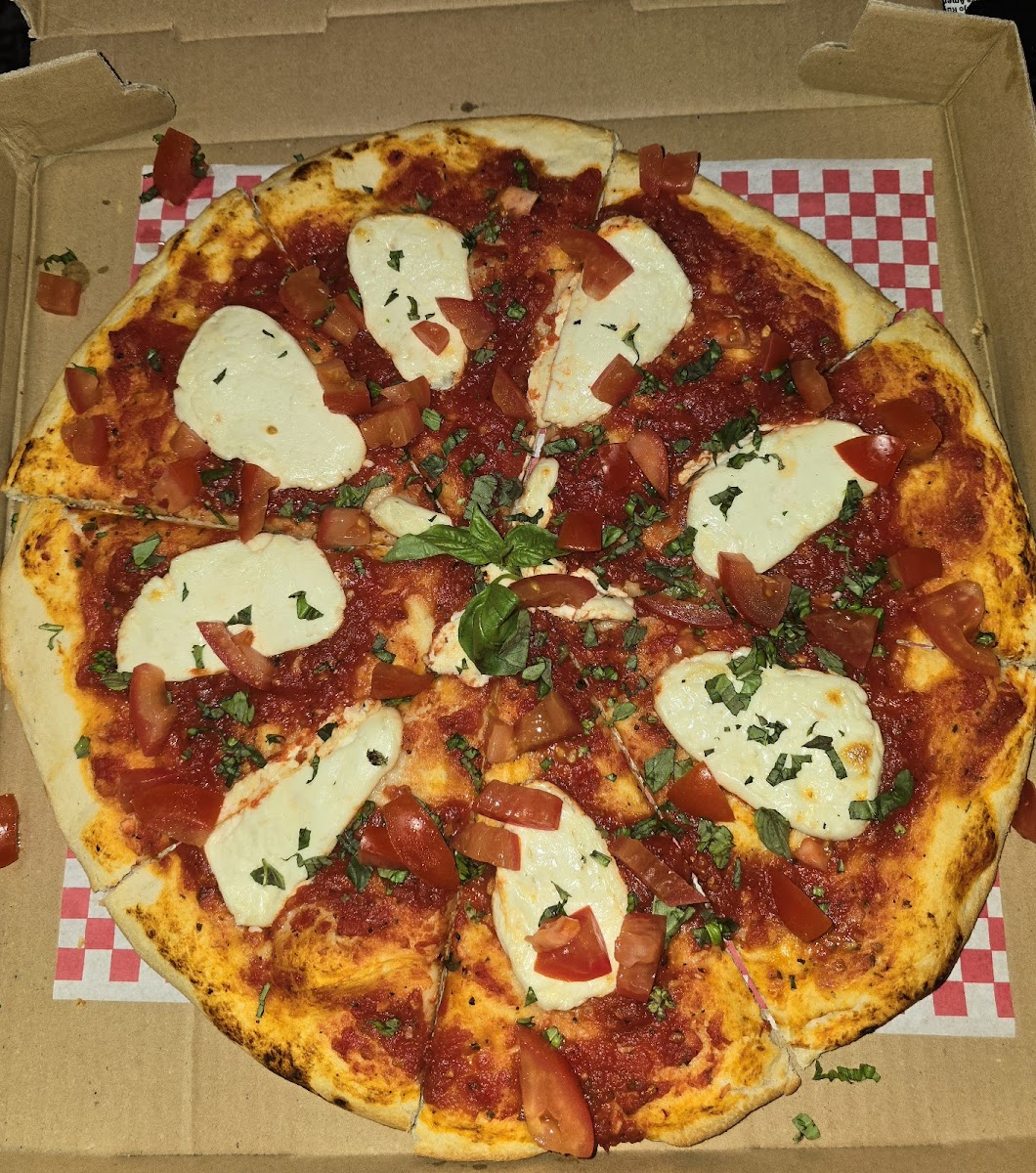 Pizza Joint / Stagecoach 66 Motel Photo 9
