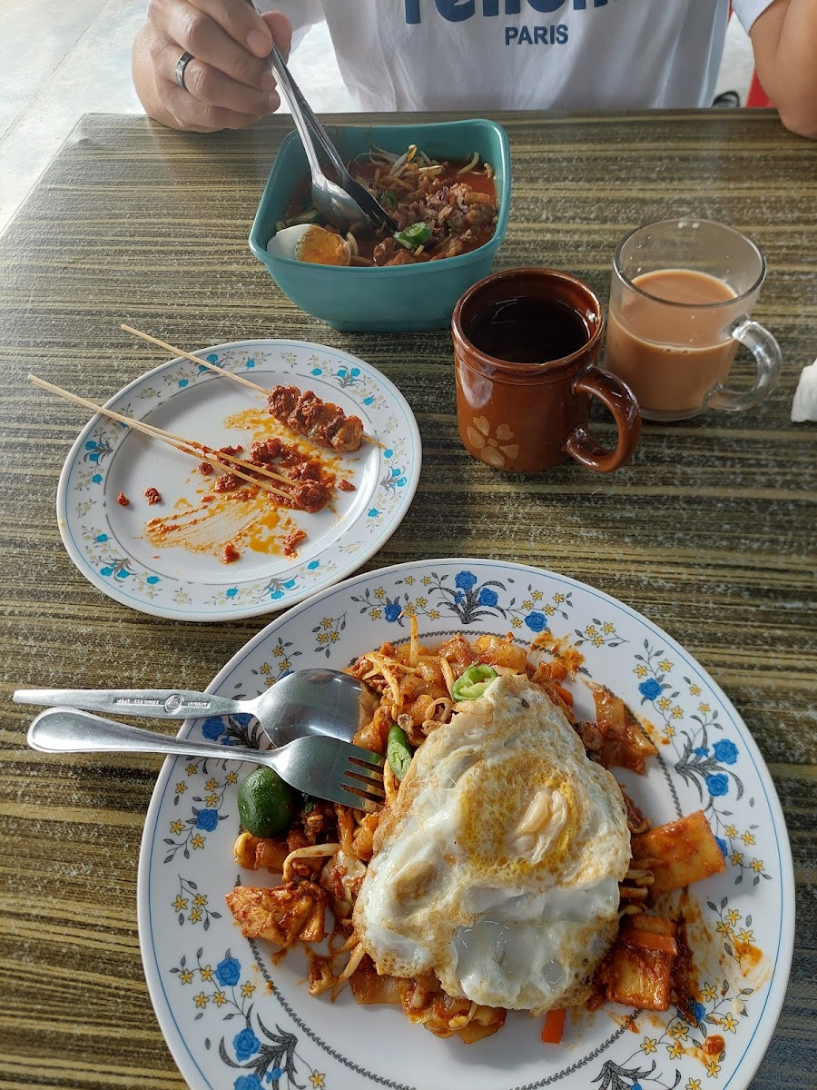 Mee Rebus Tetel Semabok Photo 3