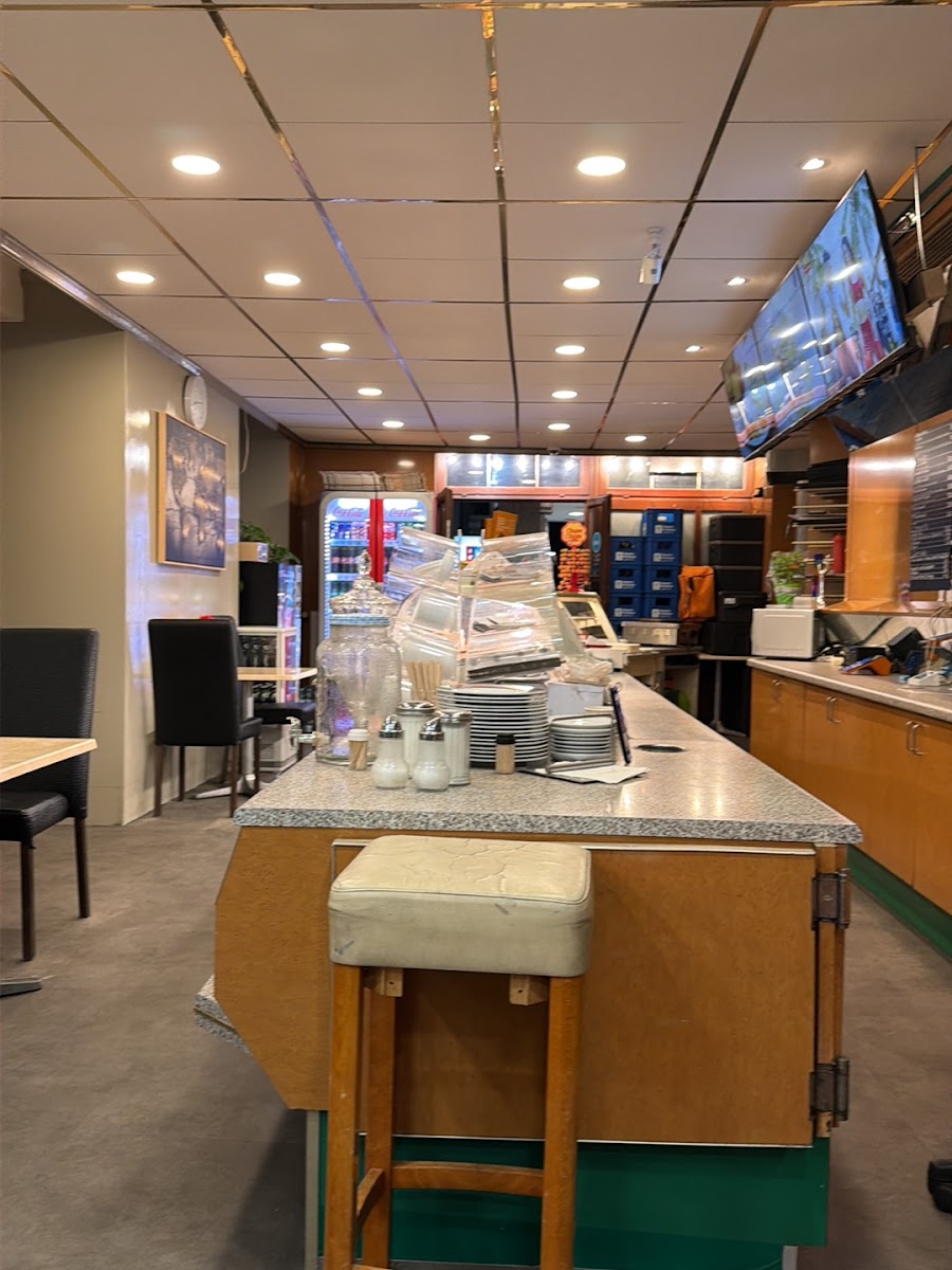 Tanja Pizza & Burger Photo 9