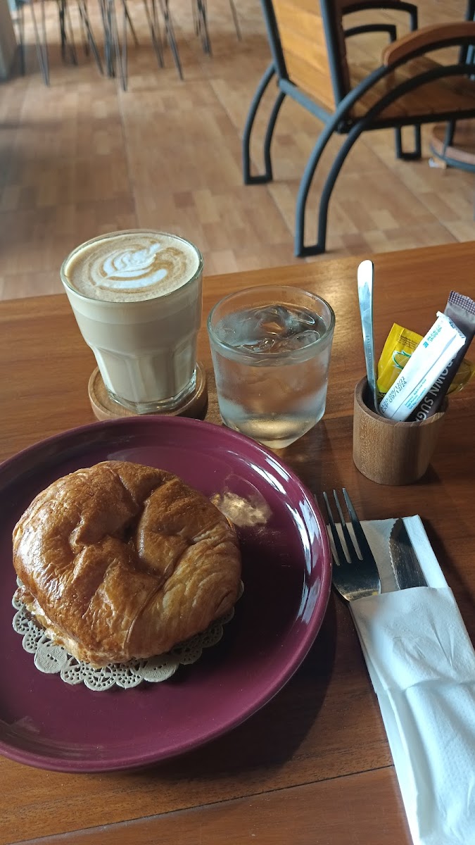 Athena Eatery And Coffee Photo 9