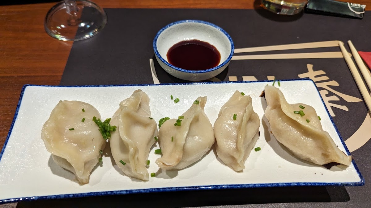 Qin Restaurant Photo 5