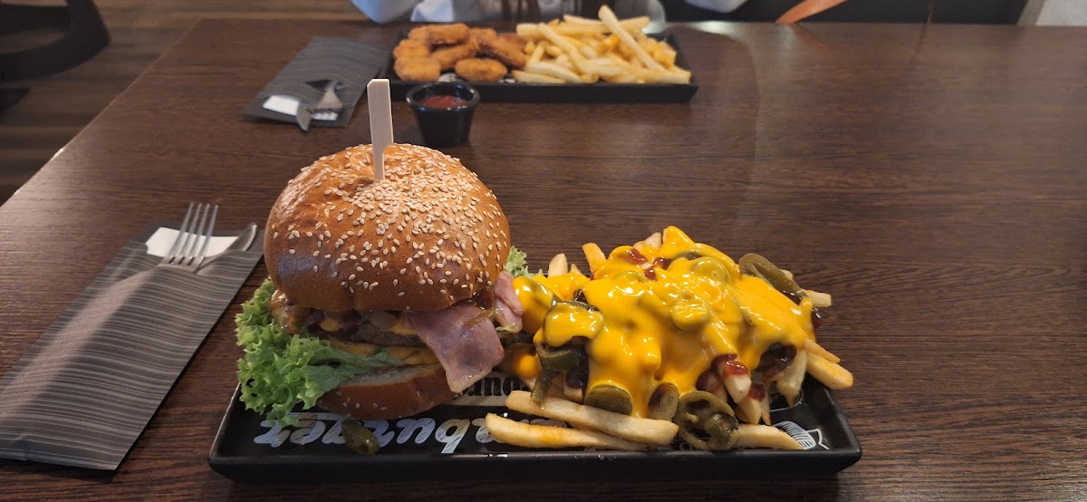 Biggi's Burger Photo 5