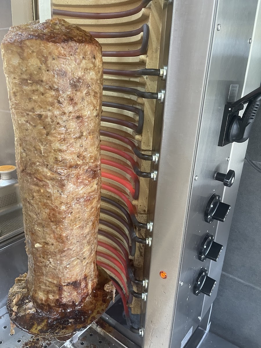 Homegrill Pizza & Döner Photo 5