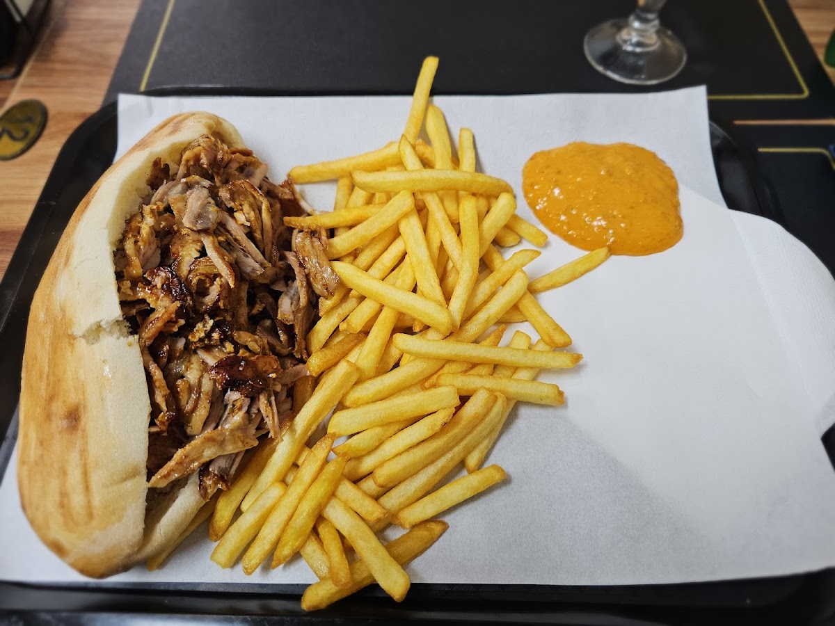 Müsfat Grill Photo 8
