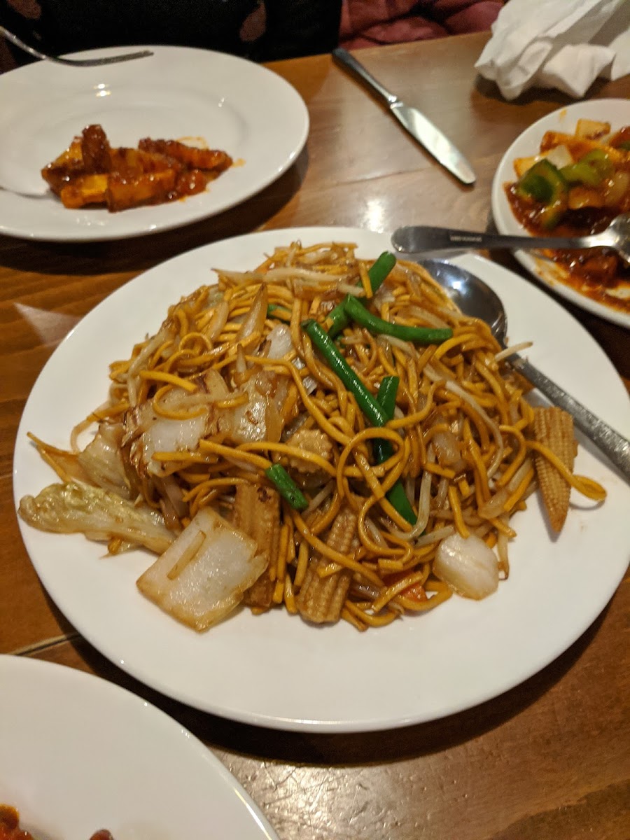 Crown & Pepper Photo 8