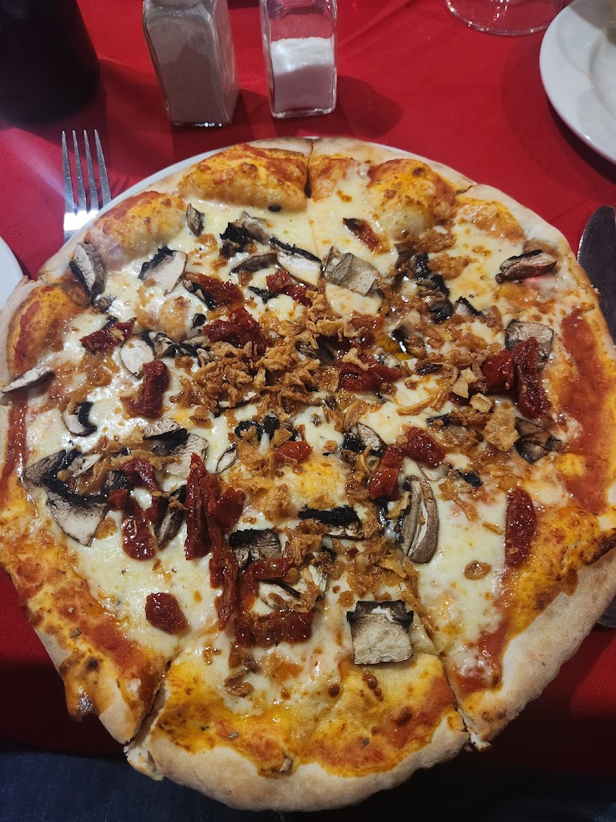 Franco's Pizzeria & Trattoria Photo 4