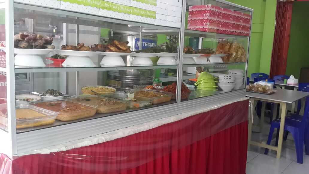 PINDANG TRENGGALEK SITA DAN LARIS MANIS SITA