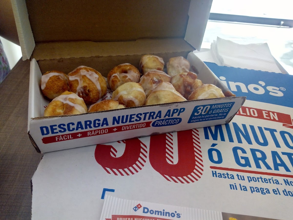 Domino's Pizza Itagüí Photo 8