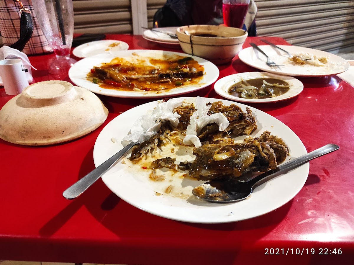Republika Cafe Photo 5