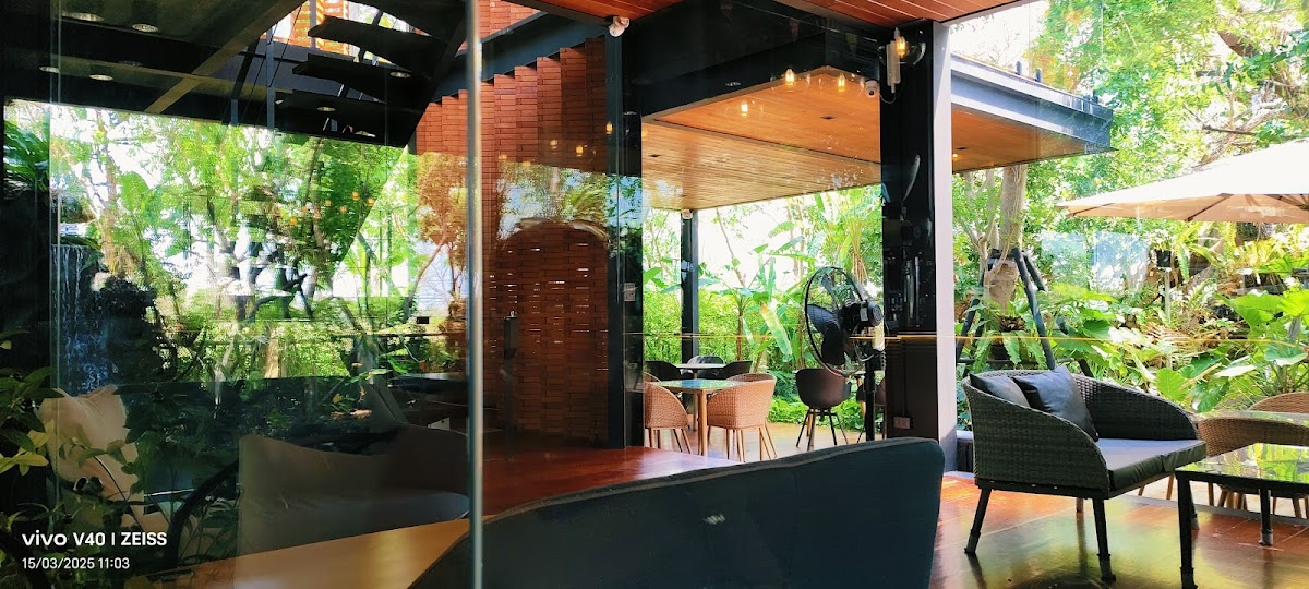 Noomrongmee Café