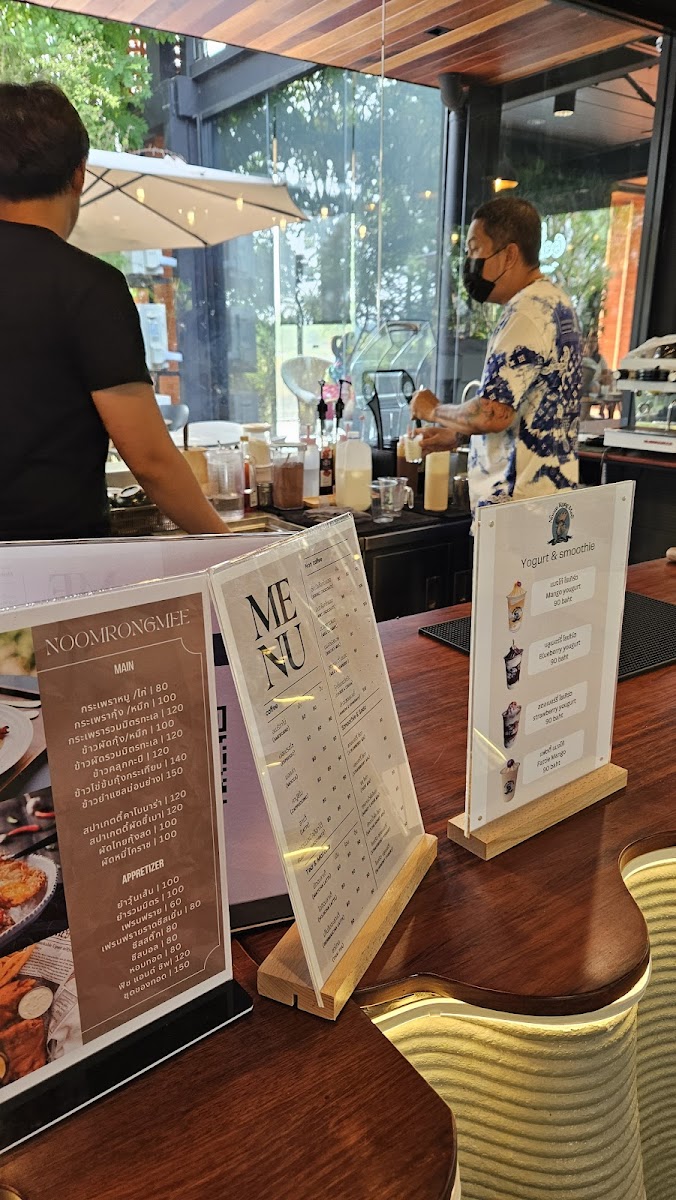 Noomrongmee Café Photo Menu 7