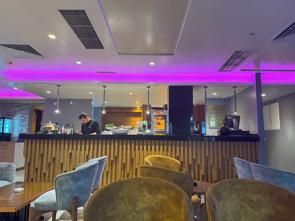 YAS Shisha lounge Photo 4