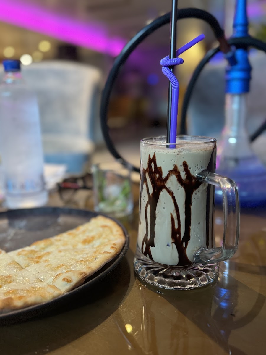 YAS Shisha lounge Photo 8