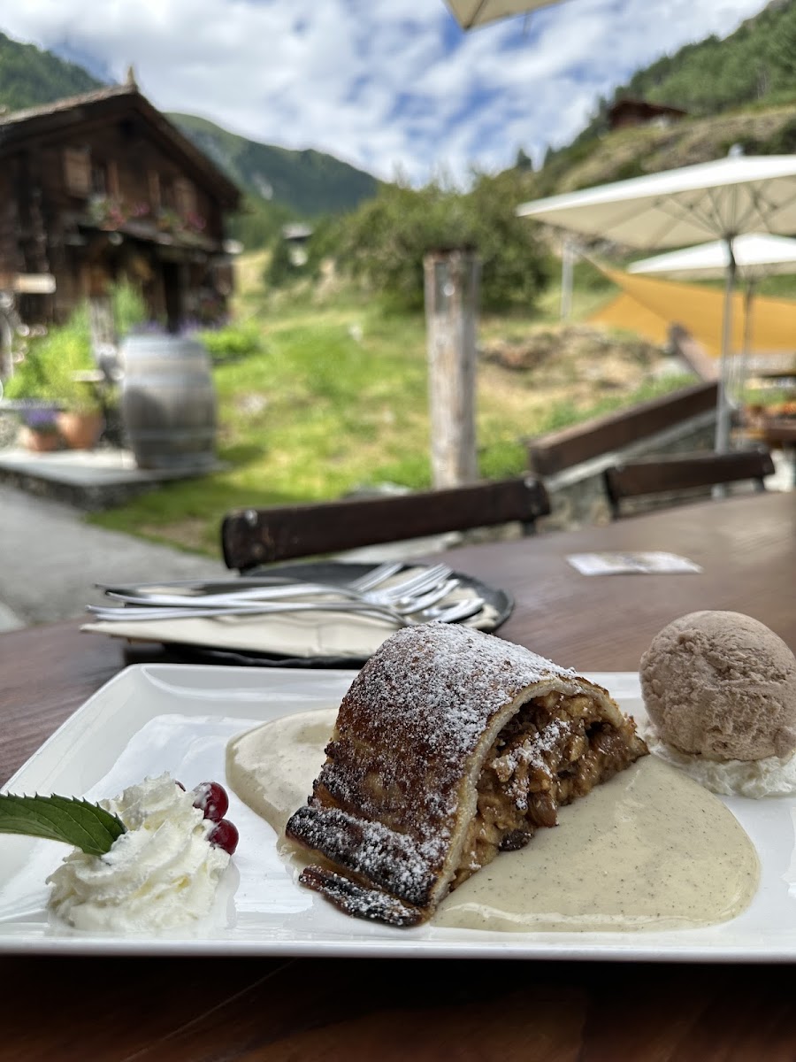 Bergrestaurant Blatten Photo 7