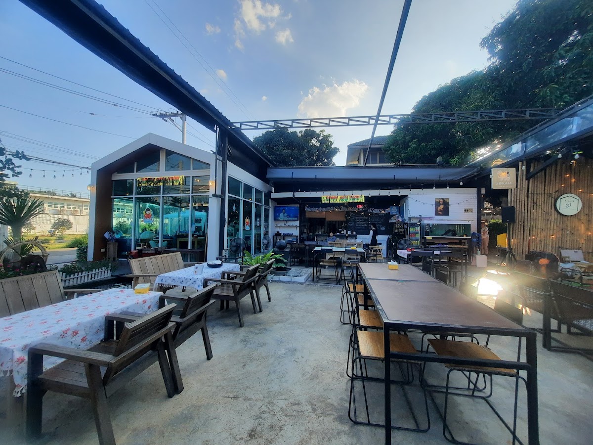 SALA 31 Cafe & Grill