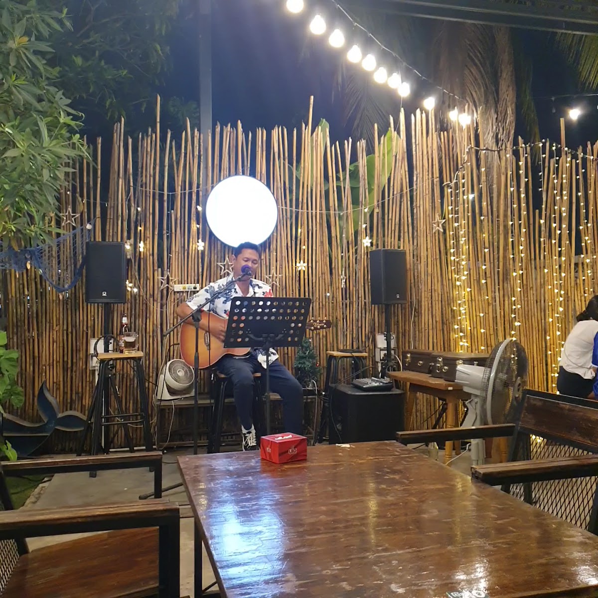 SALA 31 Cafe & Grill Photo 2