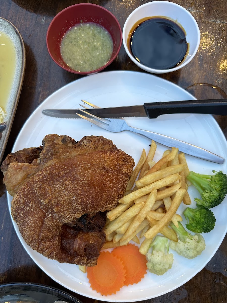 SALA 31 Cafe & Grill Photo 9