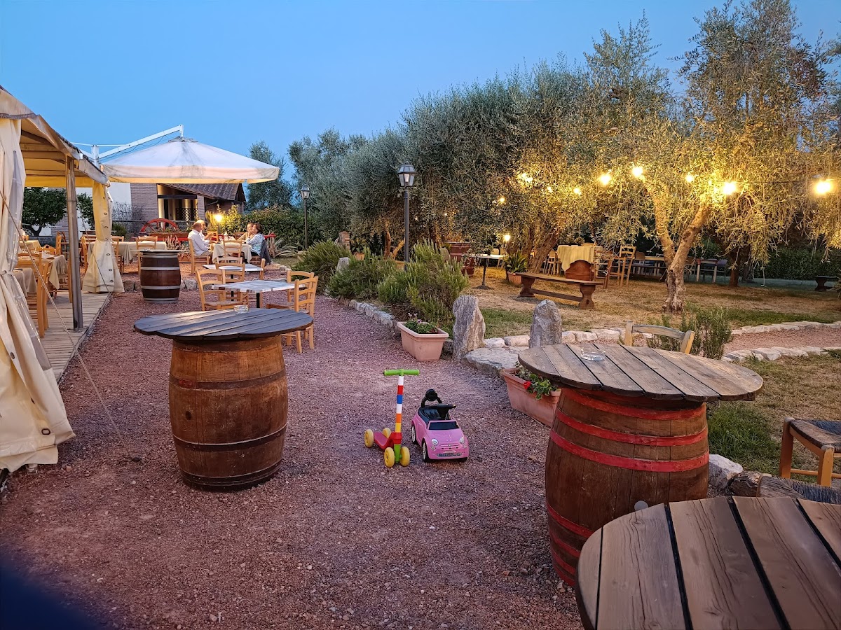 Trattoria Boccondivino Photo 4