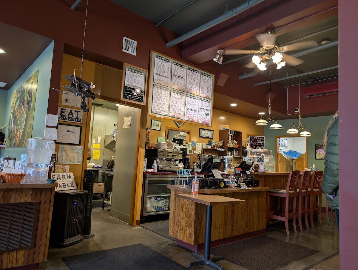 Grilla Bites Co-op Cafe Photo 4