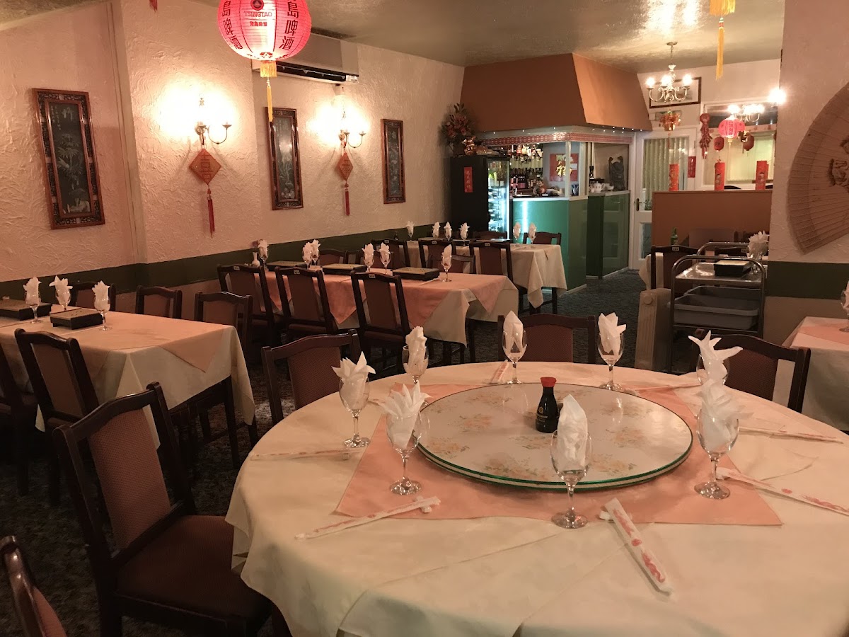 Moon Hon Cantonese Restaurant Photo 9