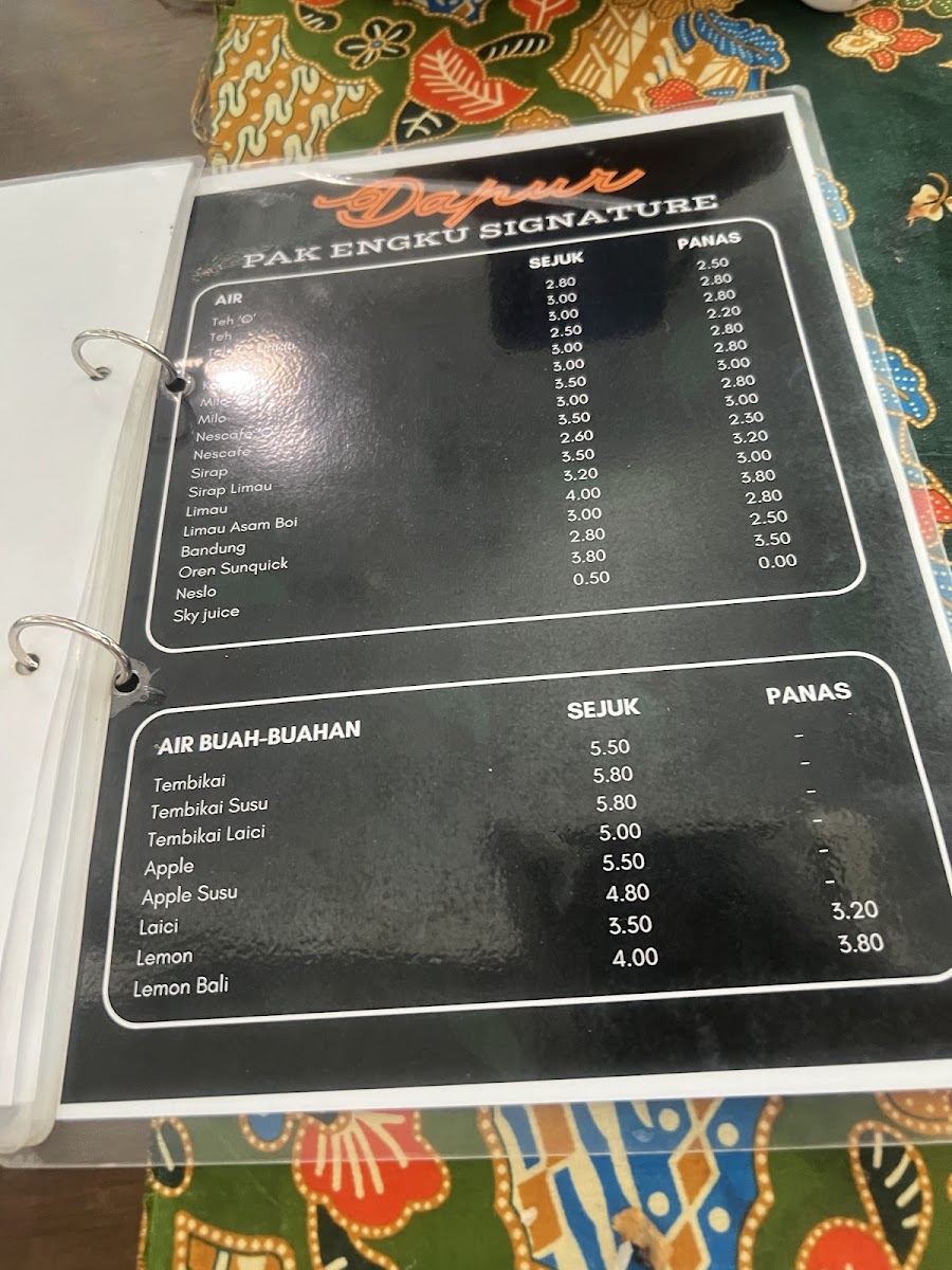 Dapur Pak Engku Signature Photo Menu 2