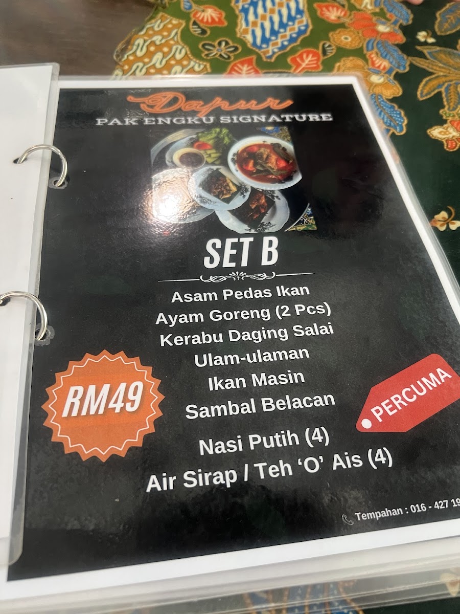 Dapur Pak Engku Signature Photo Menu 9
