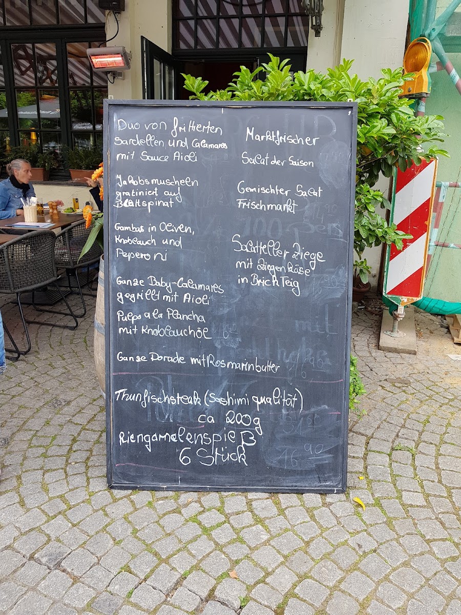 Fischmarkt Restaurant Photo Menu 4