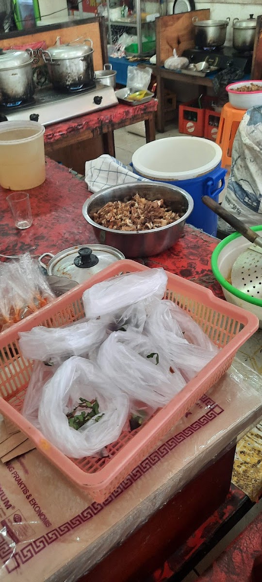 WBD Warung Soto Bu Dewi Trenggana Photo 10