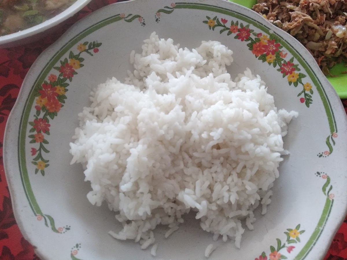 WBD Warung Soto Bu Dewi Trenggana Photo 6