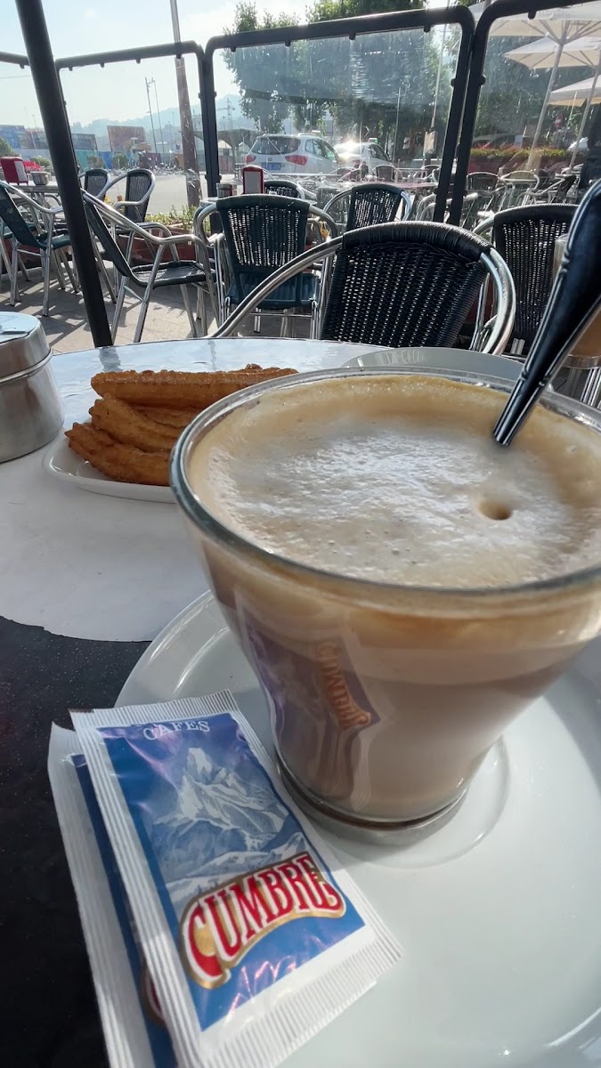 Cafetería La Farola Photo 2