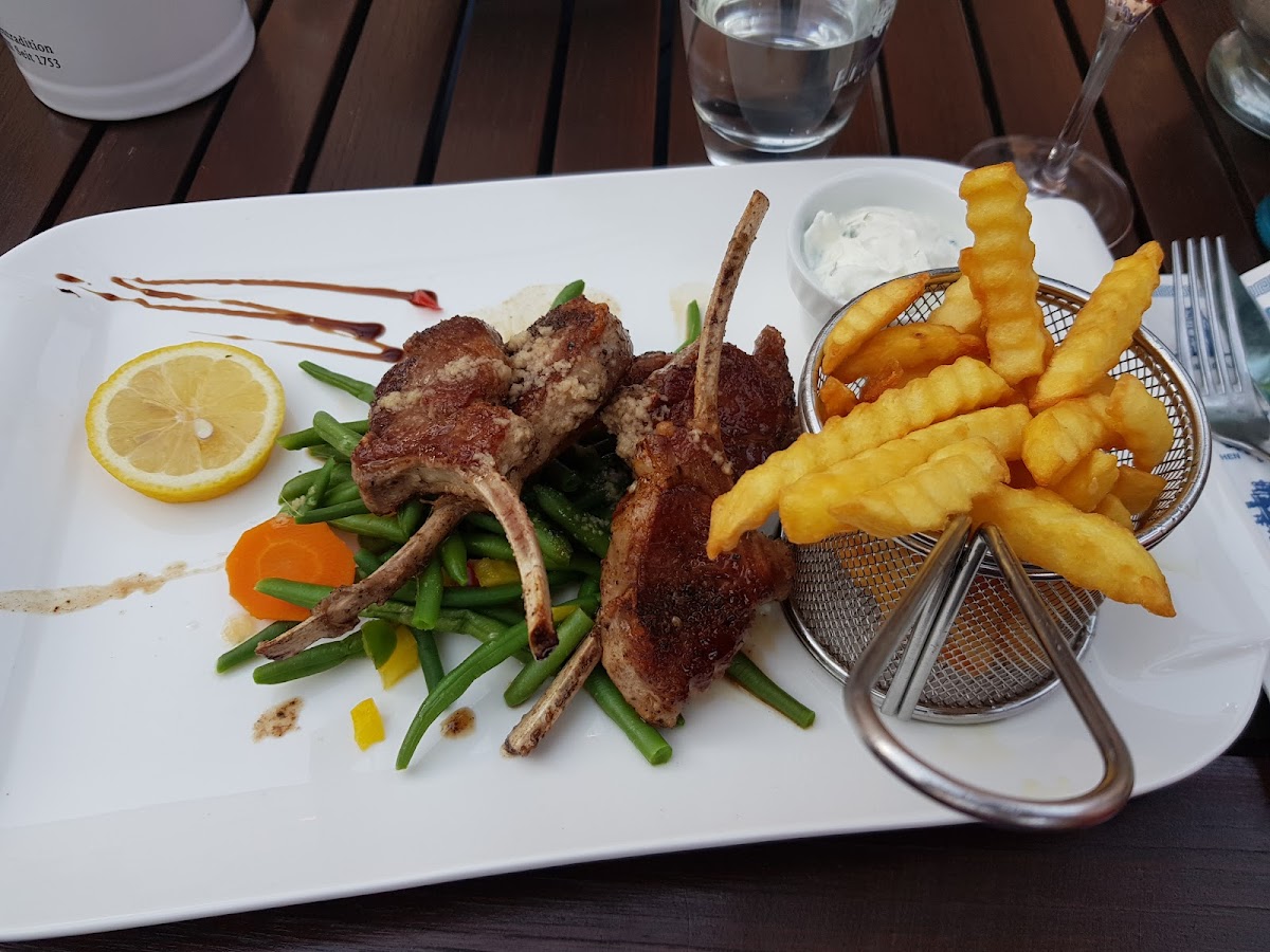 Gasthaus ZORBAS Zur Krone Photo 9