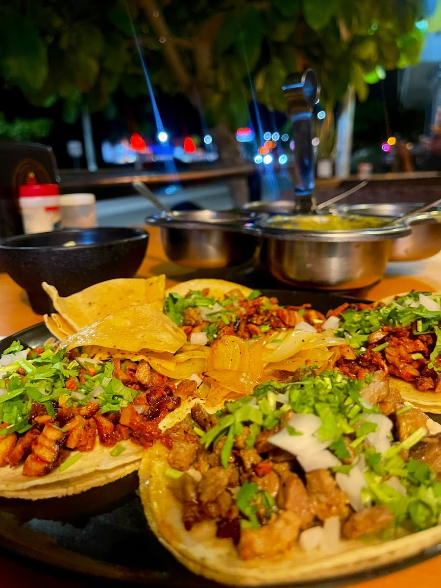 Taquería Chobys Photo 3