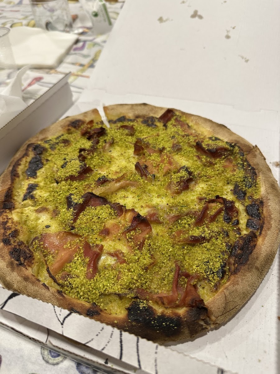 Grande Pizza Qui Photo 2
