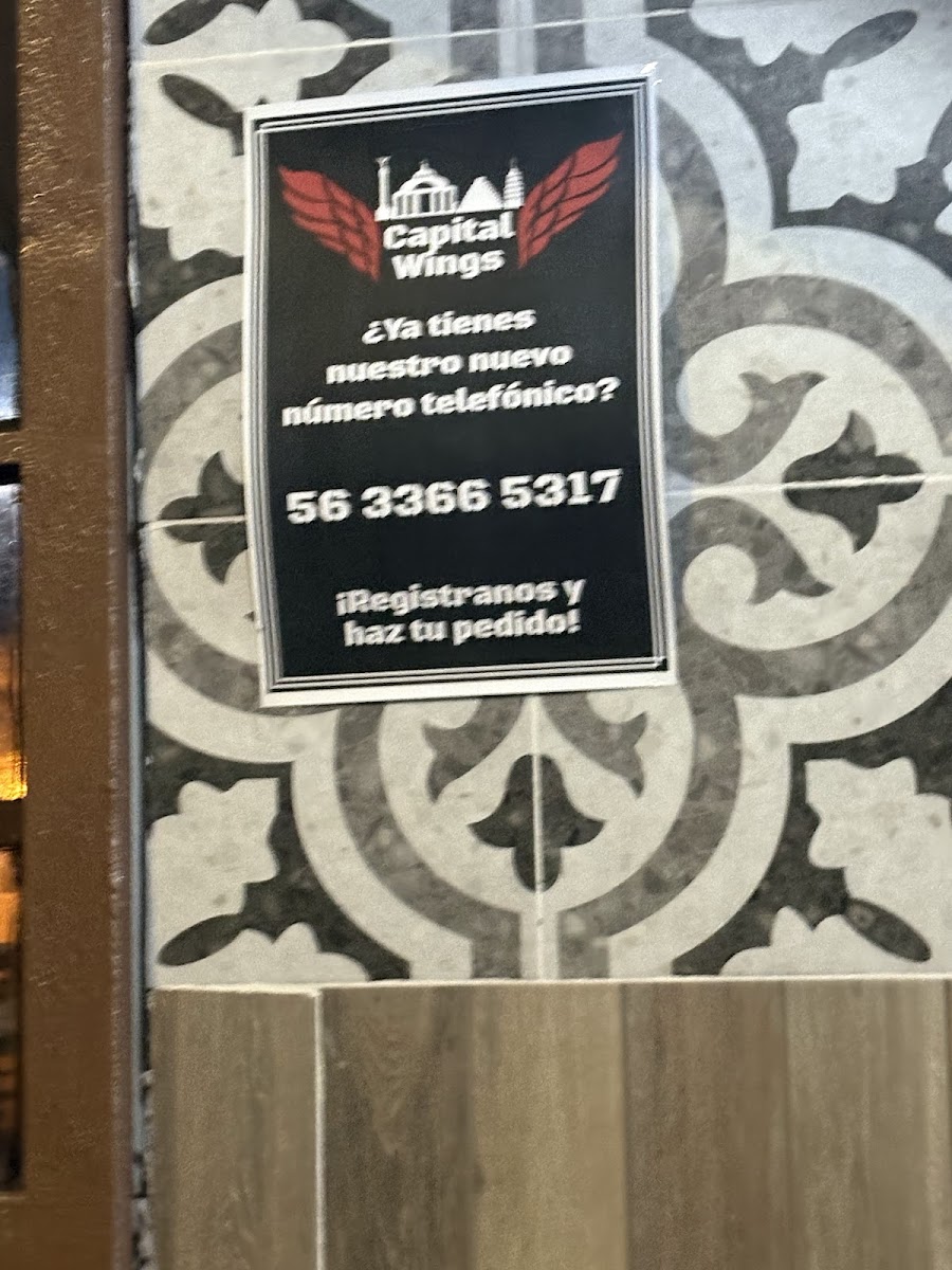 Capital wings Photo 3