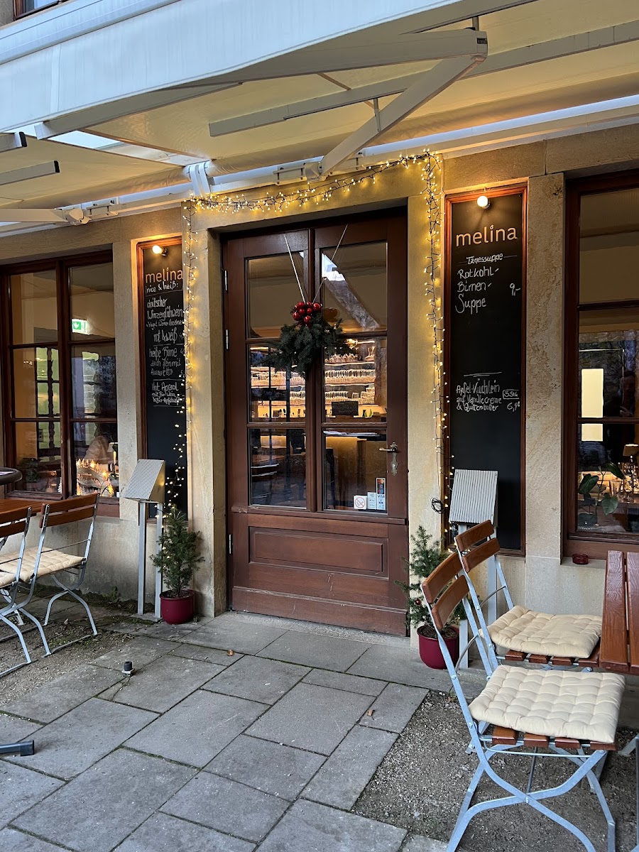 Melina Restaurant